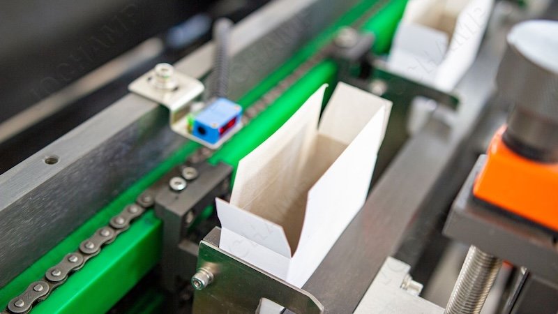 vertical cartoner_3.jpg